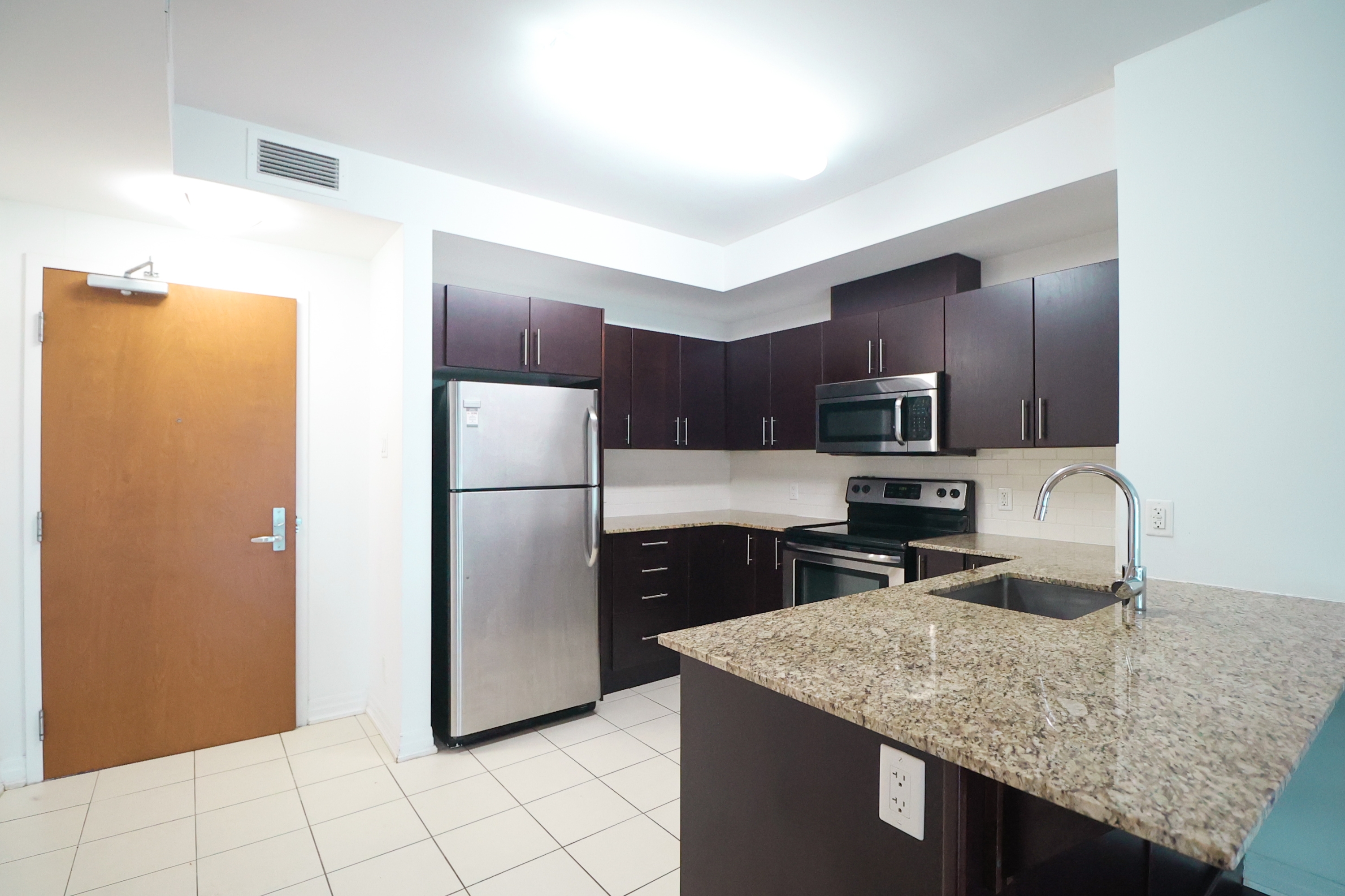 242 Rideau Street - 2202