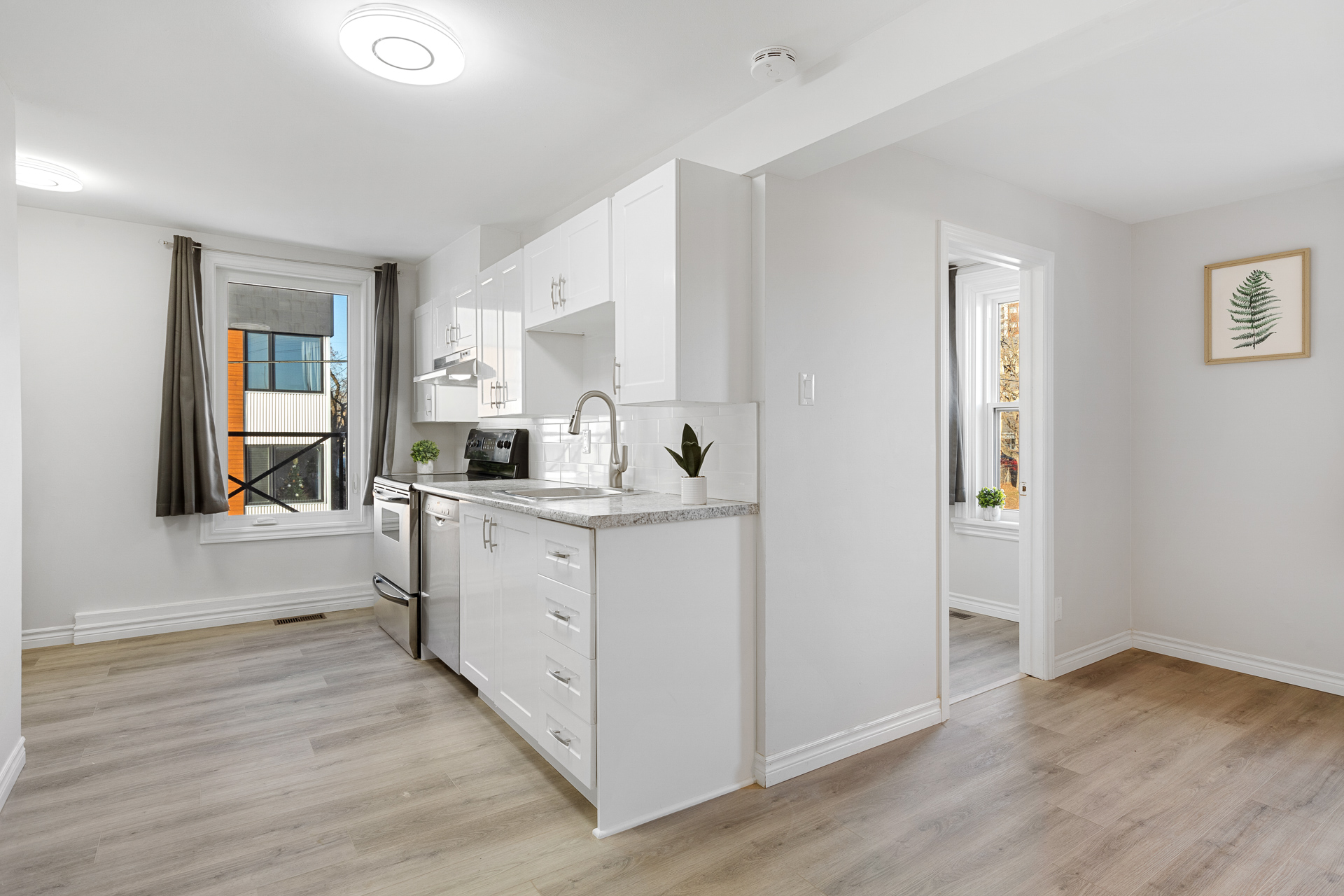 420 Arlington Avenue - 1