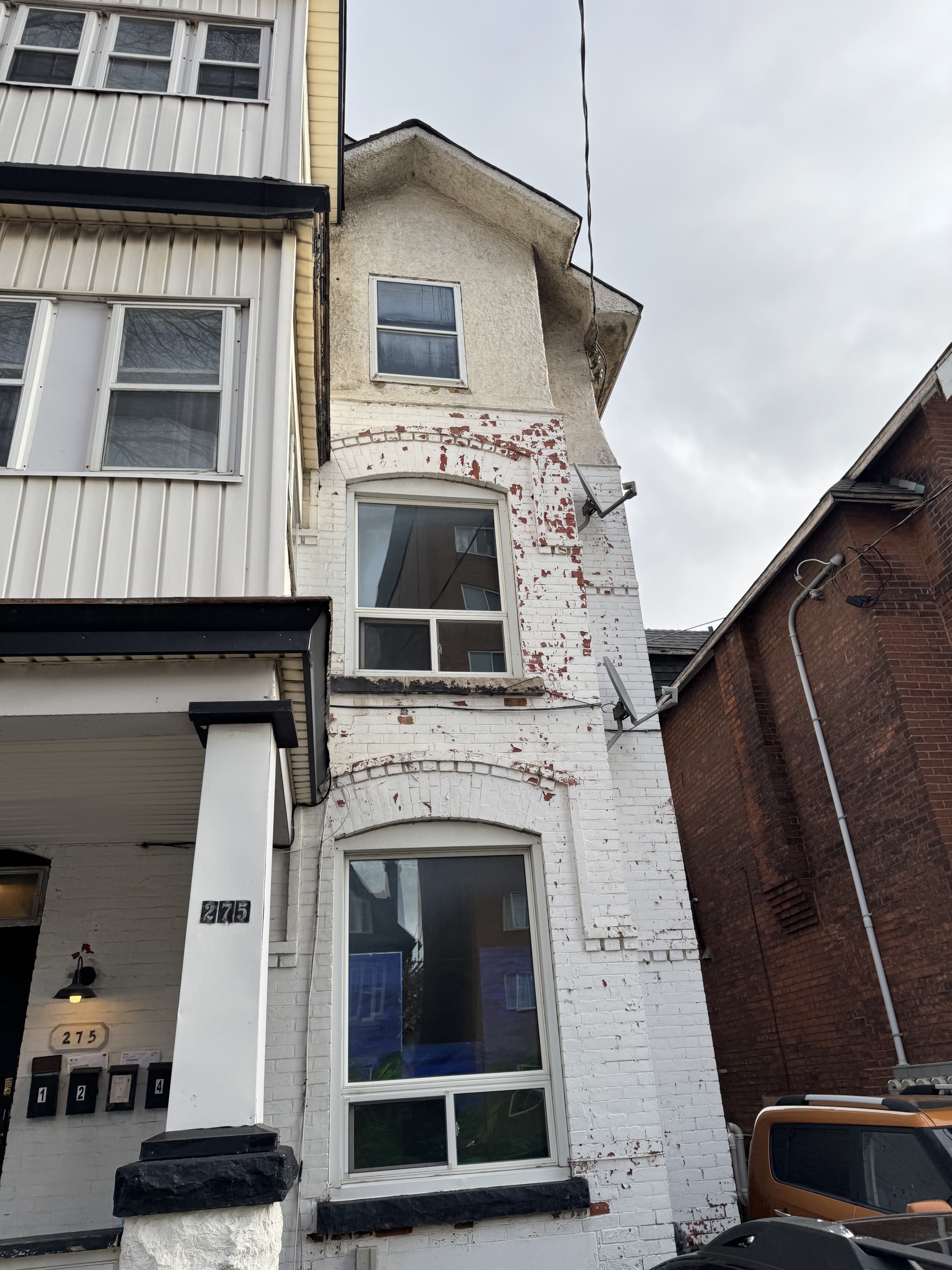 275 Bronson Avenue - 2